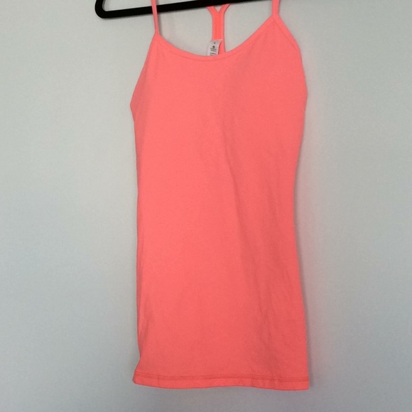 Lululemon Y tank top - Picture 3 of 8